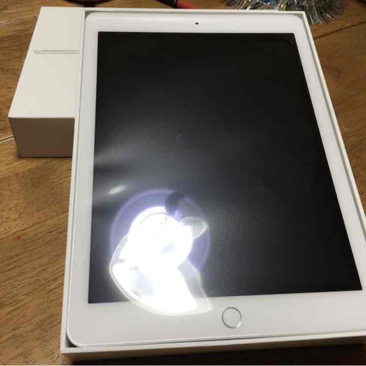 【新品未使用】iPadAir