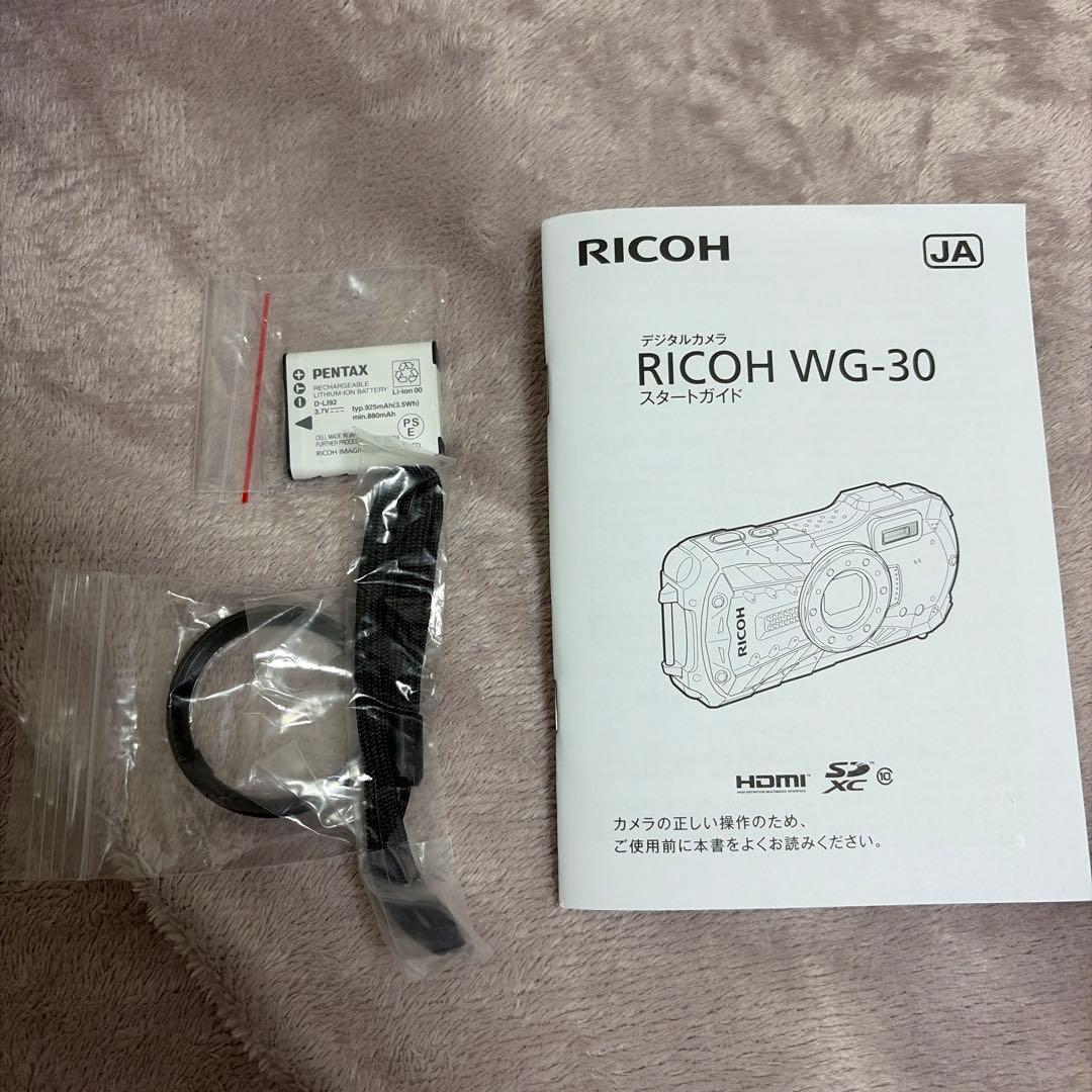 RICOH WG-30 防水デジタルカメラ(充電器無し)