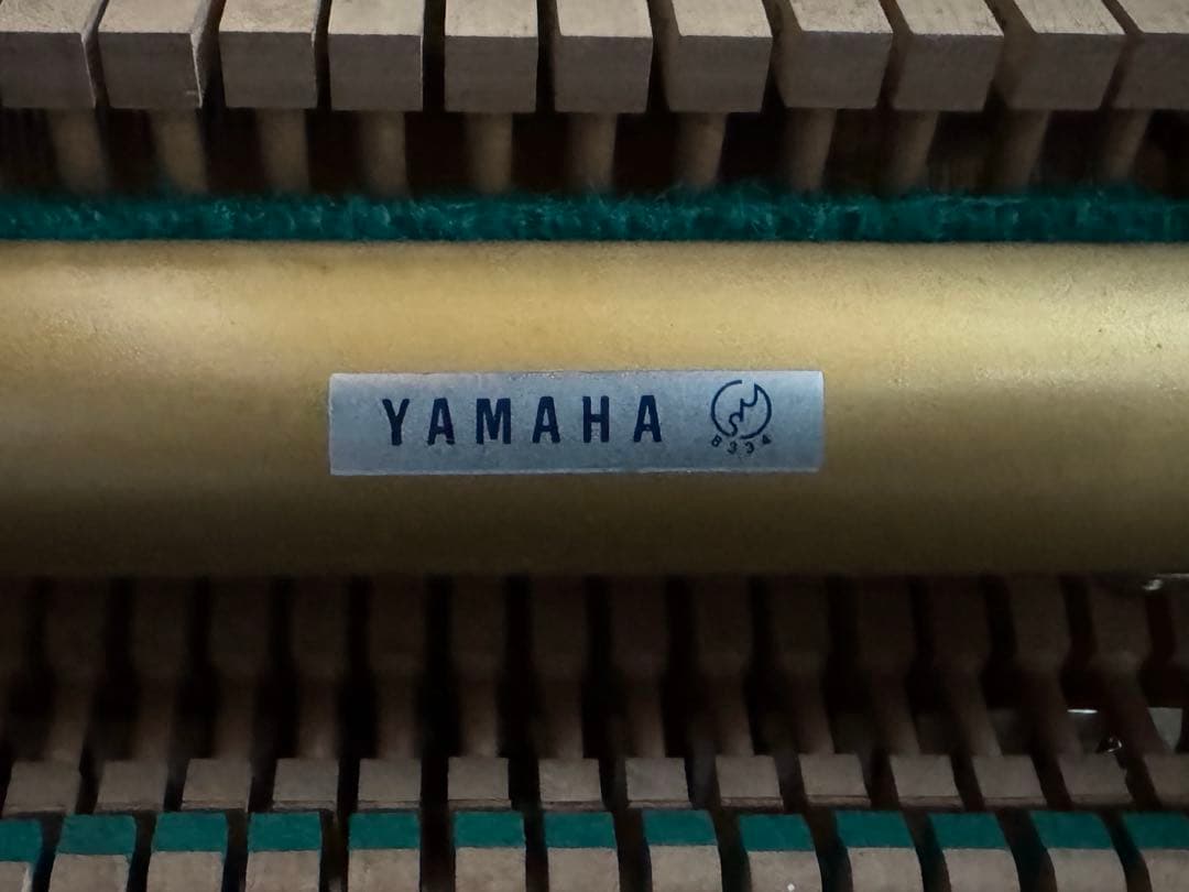 ヤマハ製アップライトピアノ【KAISER、アップライト】