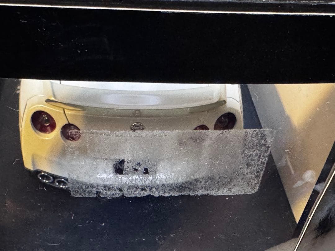 NISSAN GT-R R35 2000台限定