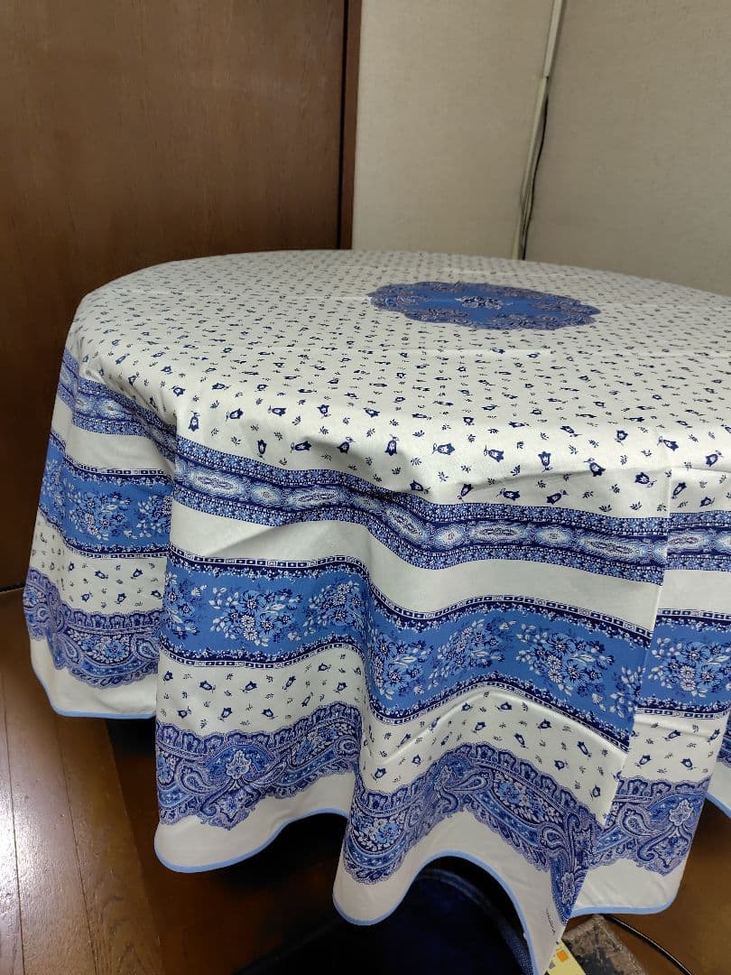 R99 南仏プロバンスプリントテーブルクロス「トラディション白/ブルー」