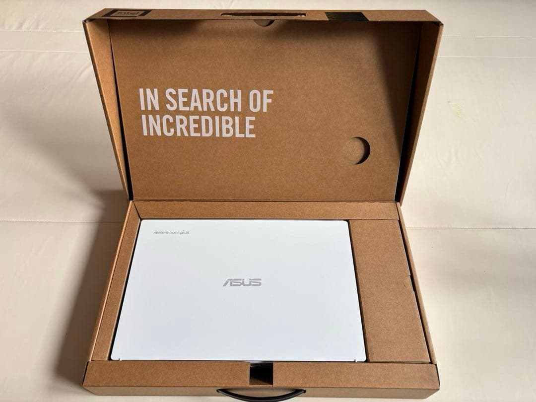 ほぼ新品ASUS Chromebook Plus CX3402CV 2/27購入