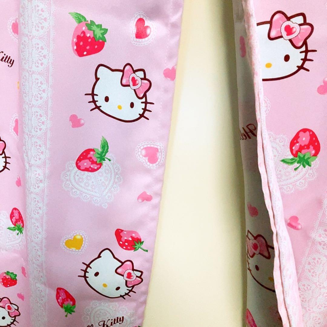 Sanrio ハローキティ　2007年製　いちご　りぼん　カーテン　のれん