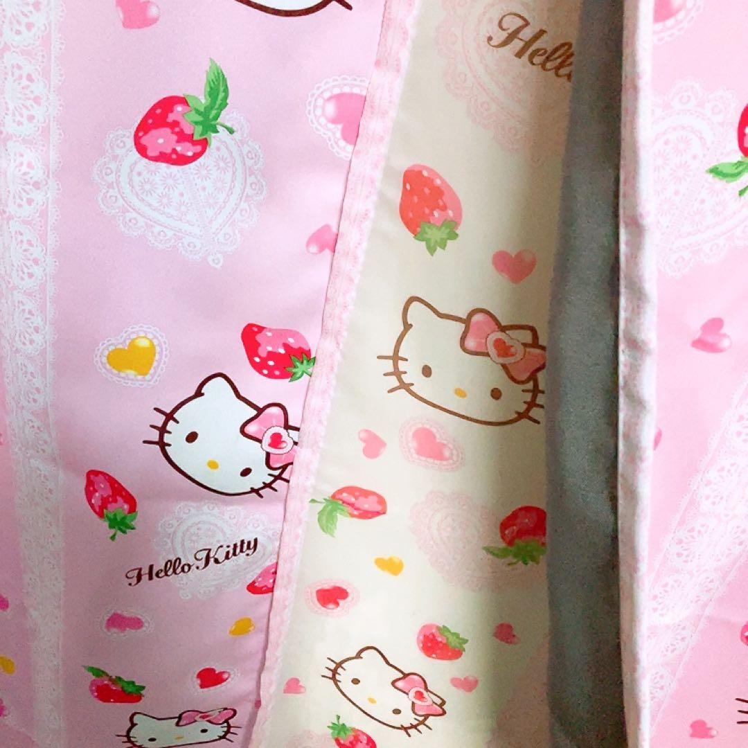 Sanrio ハローキティ　2007年製　いちご　りぼん　カーテン　のれん