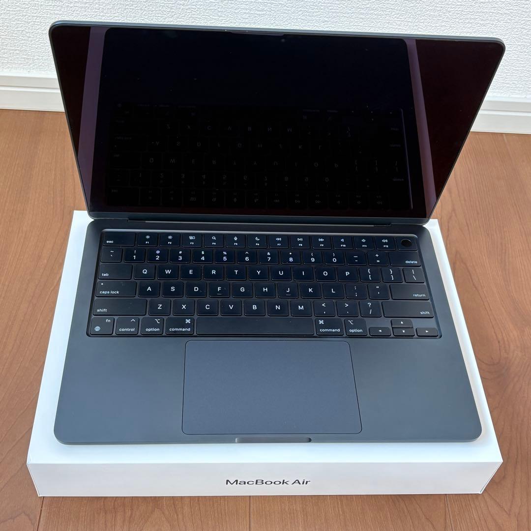 MacBook Air M3 13インチ 8GB 512GB