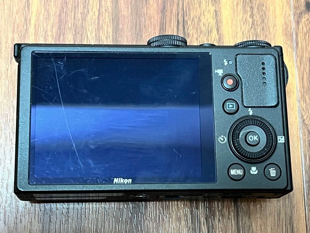 Nikon COOLPIX P300 動作未確認