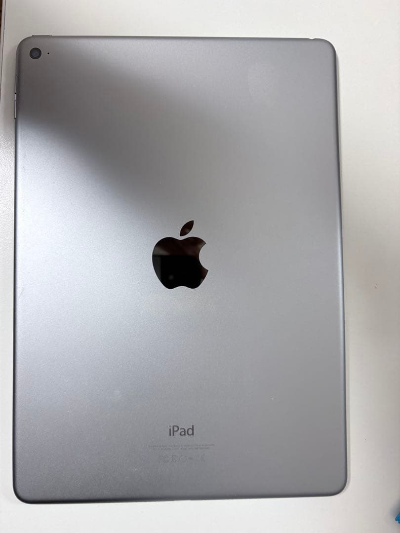 Apple iPad Air2 シルバー 本体