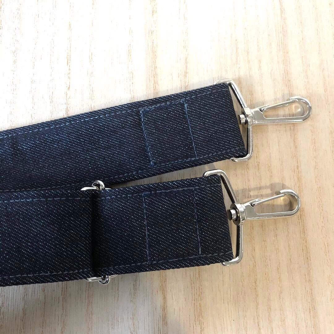 ショルダーバッグ　ハンドメイド　デニムリメイク　ネイビー　両開き【新品デニム】