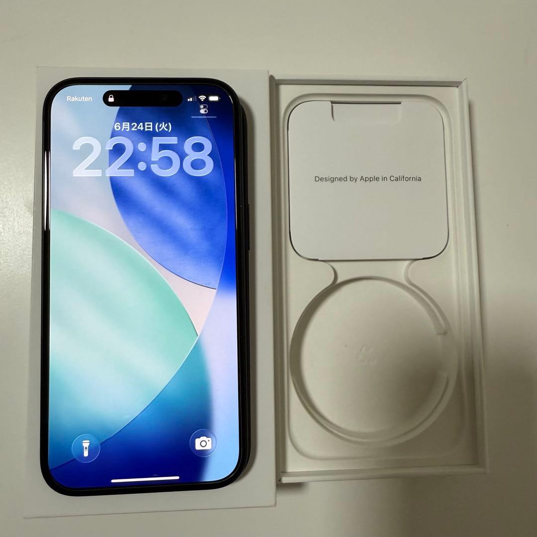Apple iPhone 15 ブラック 本体 128GB 黒