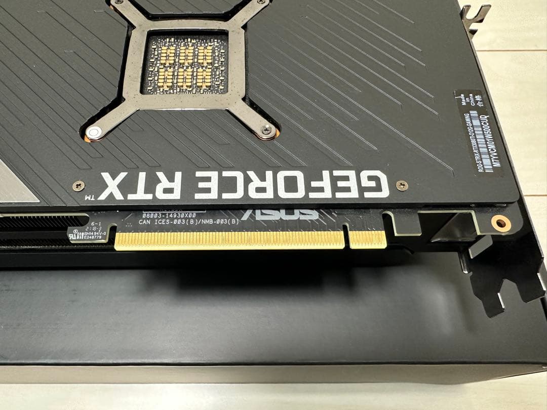 グラフィックボード・グラボ・ビデオカード ASUS ROG Strix GeForce RTX3080Ti OC 12GB