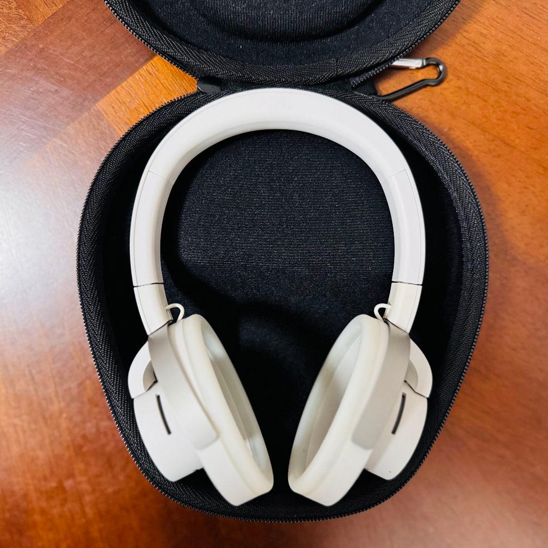 nwmオープンイヤー型　ヘッドホン ・ 専用ケース付き