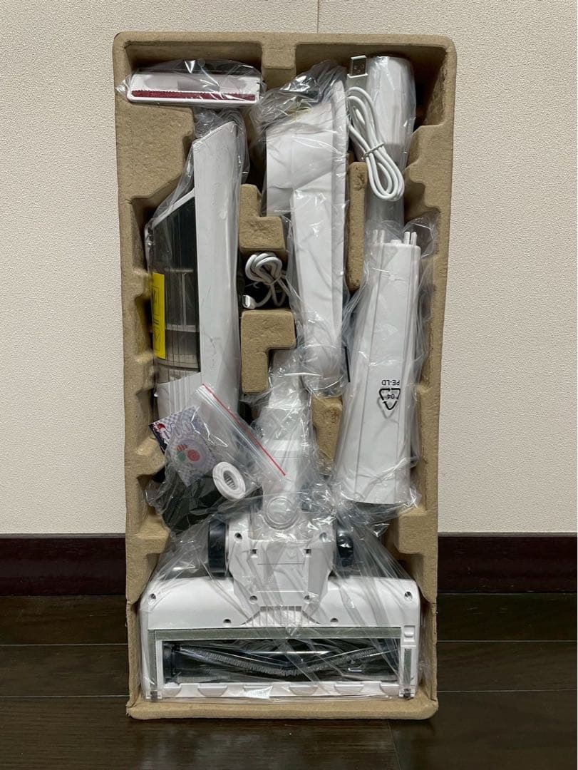 定価50%以上オフ！新品 未使用 コードレス掃除機55KPa