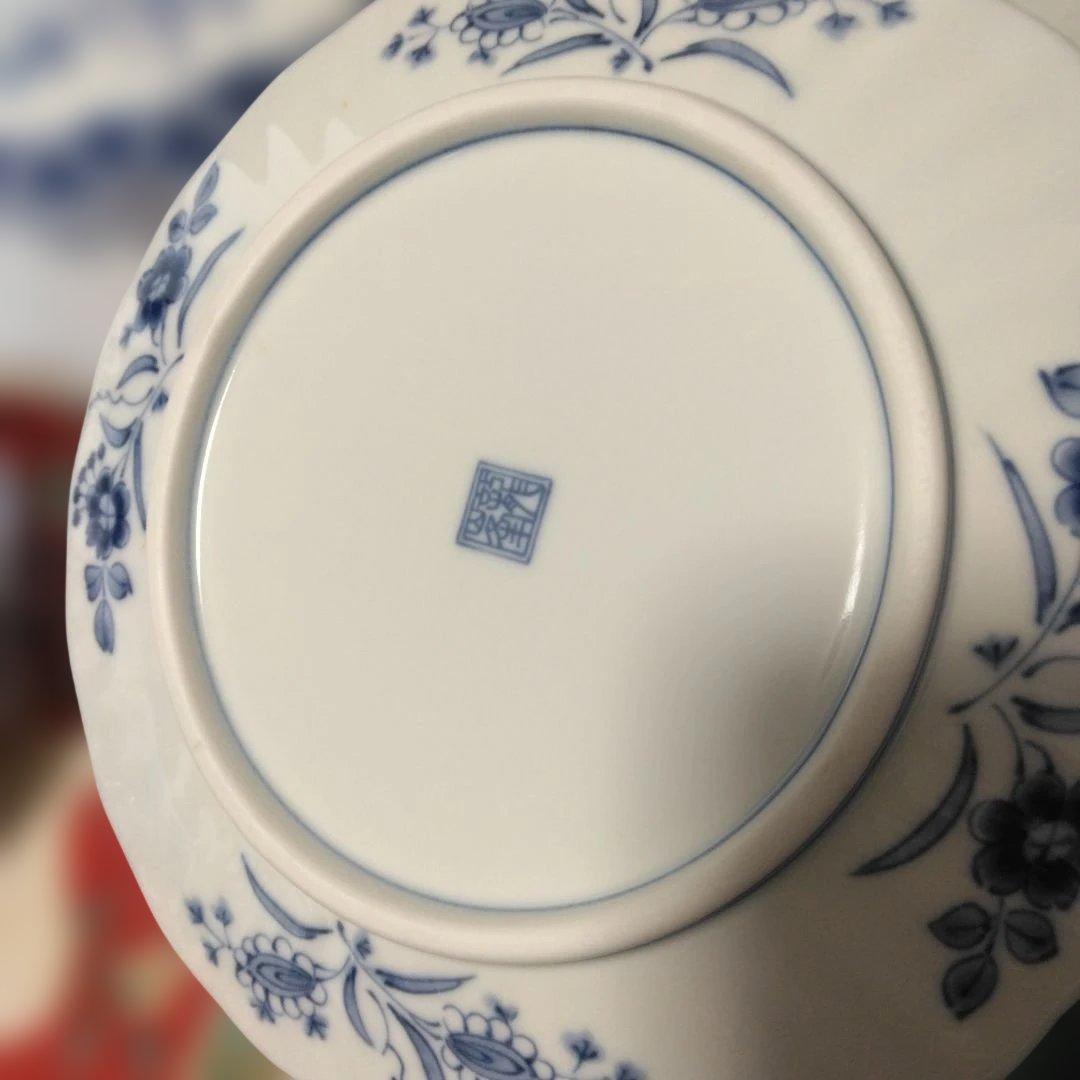 三洋陶器 　龍峰窯　染付更紗中皿揃　共箱付き