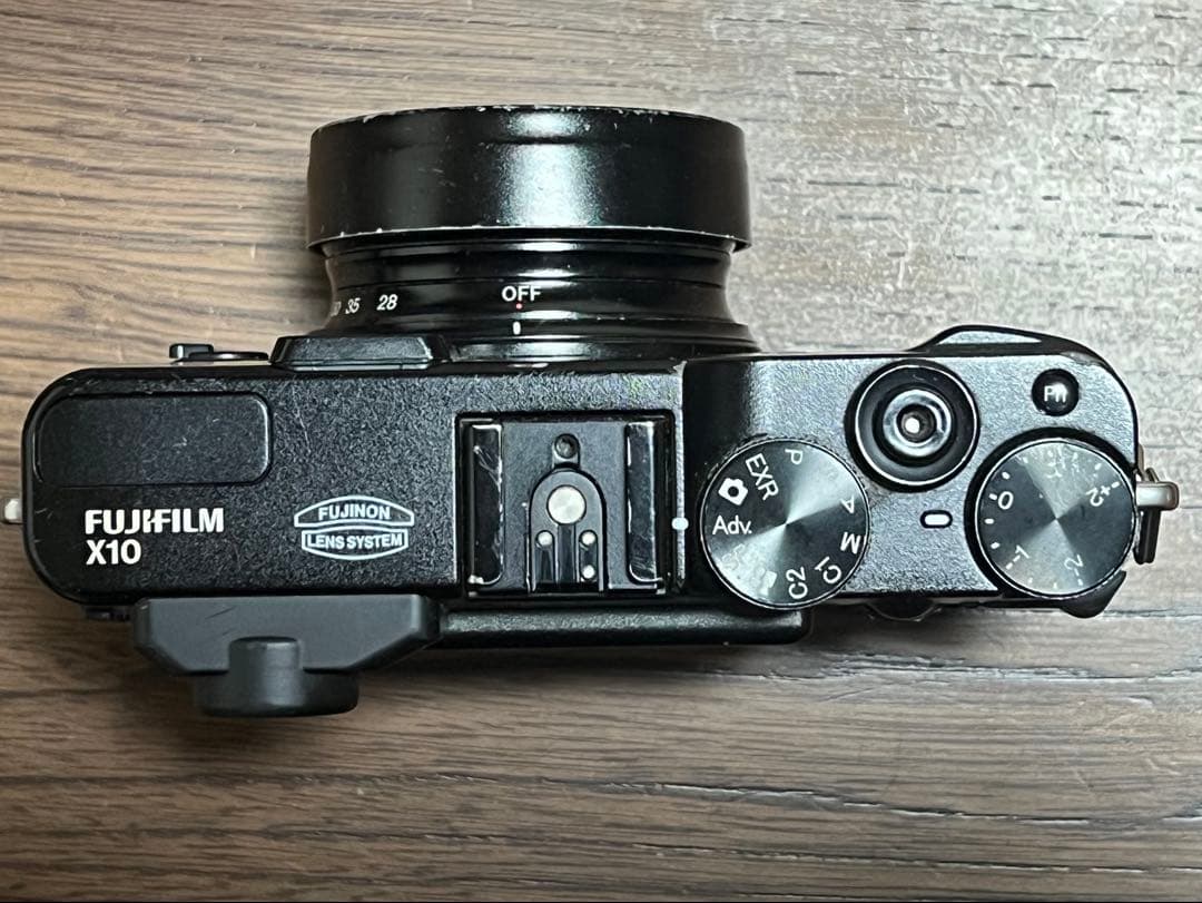 Fujifilm X10 コンパクトデジタルカメラ　富士フイルム　ジャンク
