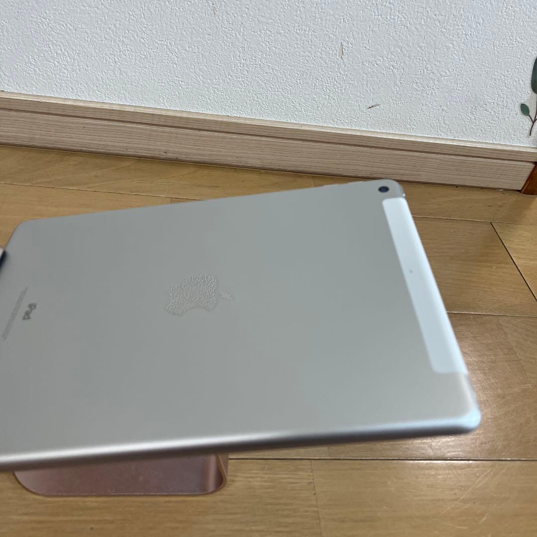 バッテリー92%良好品！iPad6世代Wi-Fi + Cellular 32G