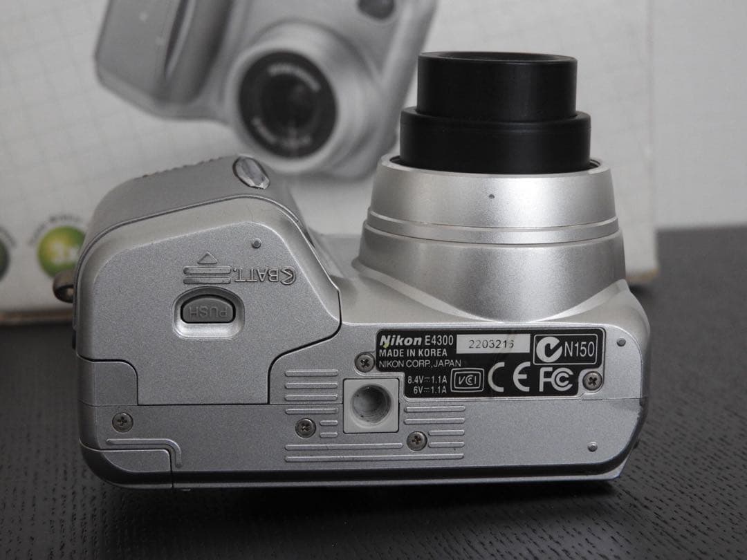 Nikon COOLPIX 4300 シルバー ニコン コンパクトデジタルカメラ