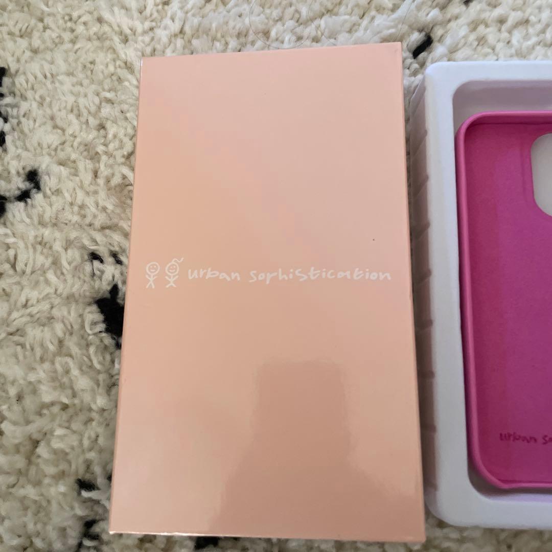 アーバンソフィスティケーション　iPhone13pro