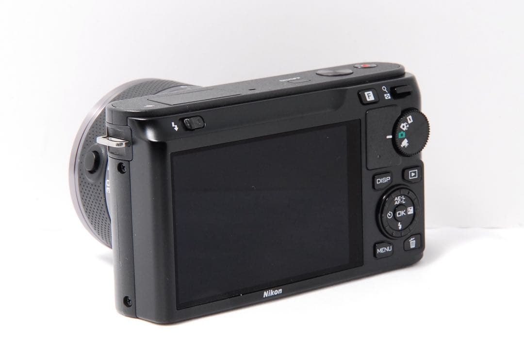 【低ショット477回】Nikon 1 J1 ブラック 元箱付き 初心者おすすめ