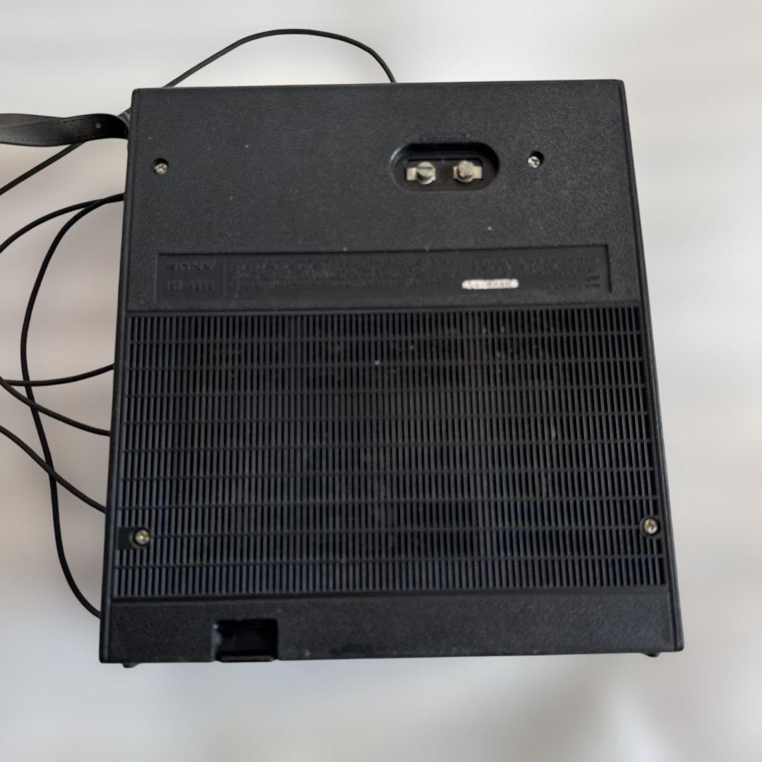 SONY FM/AM 5バンド受信機 ICF-5800 ベルト付　昭和