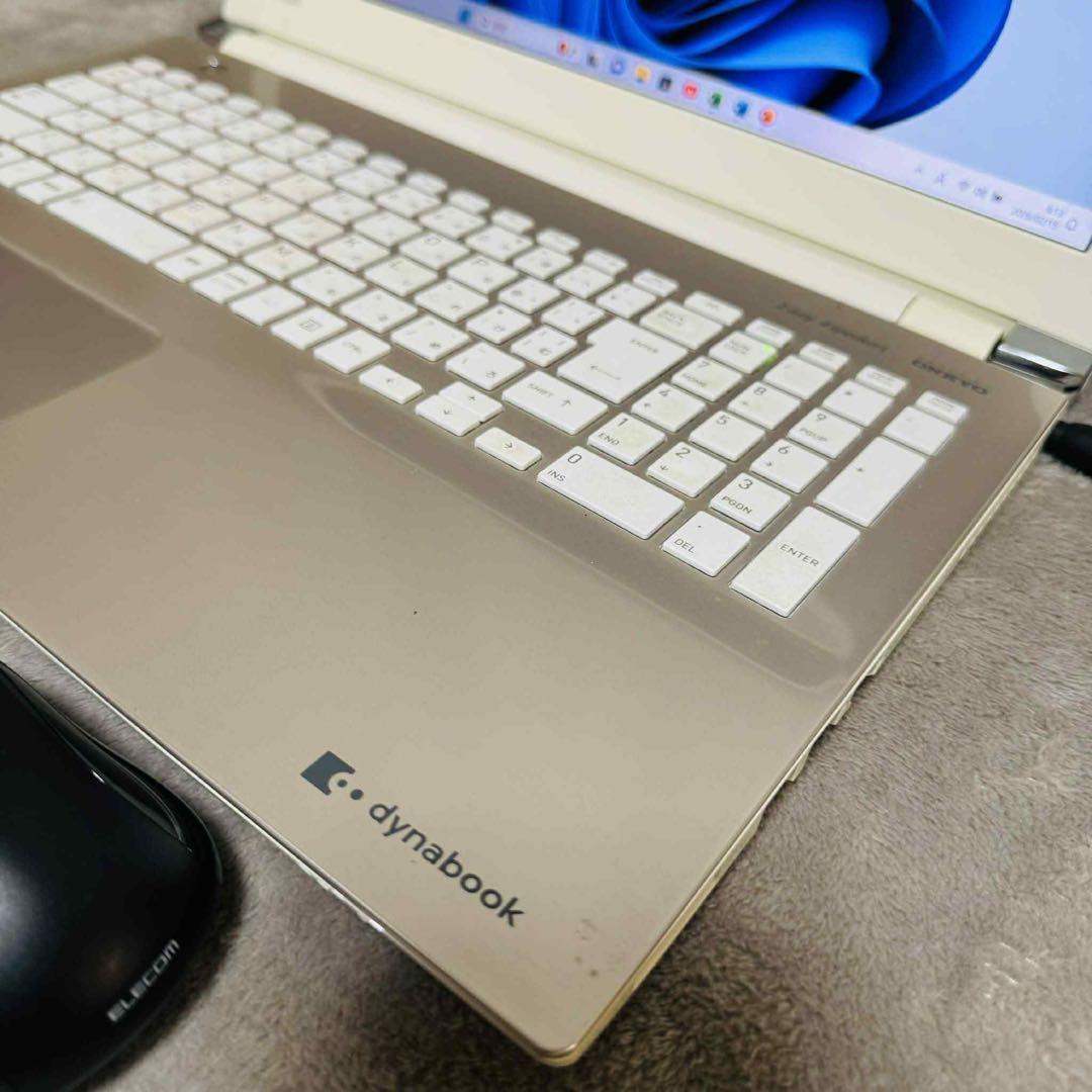 S251 TOSHIBAノートパソコンSSD第7世代WEBカメラWindow11