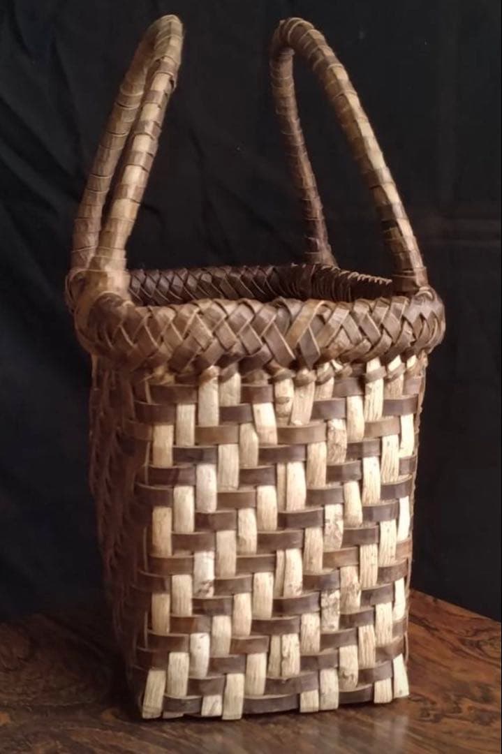 【秋田県産】天然くるみカゴバッグ