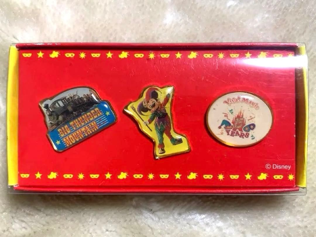 ディズニー ピンバッジ ピンズ 缶バッジ まとめ売り 43点