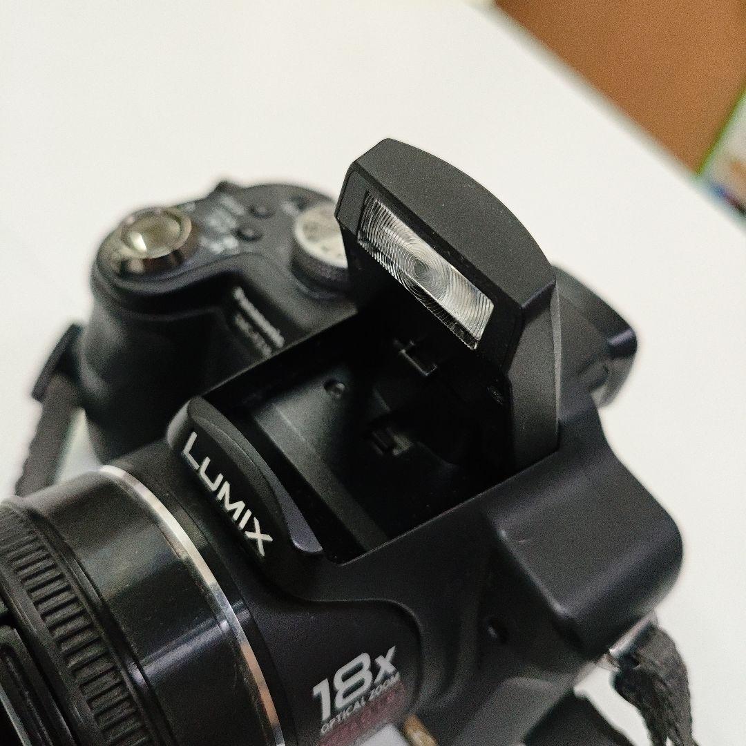 Panasonic DMC-FZ18 デジタルカメラ