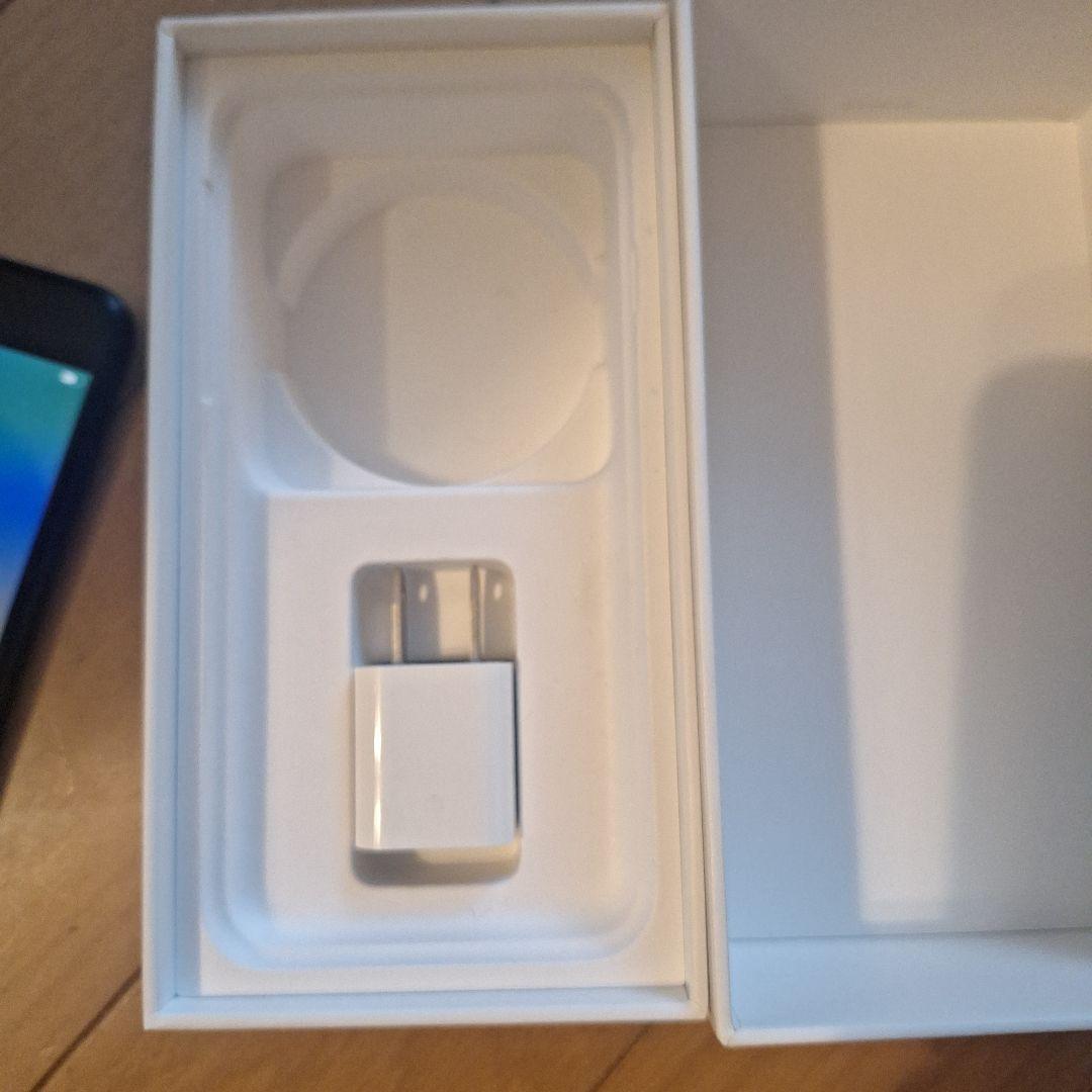 iPhone SE (第2世代) ブラック 未使用品