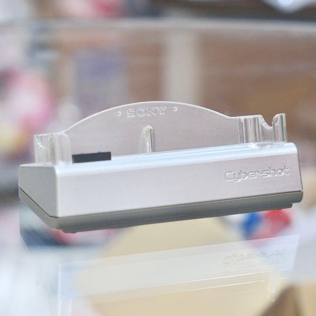 極美品！動作品 平成レトロ SONY Cyber−Shot DSC-F77A 赤