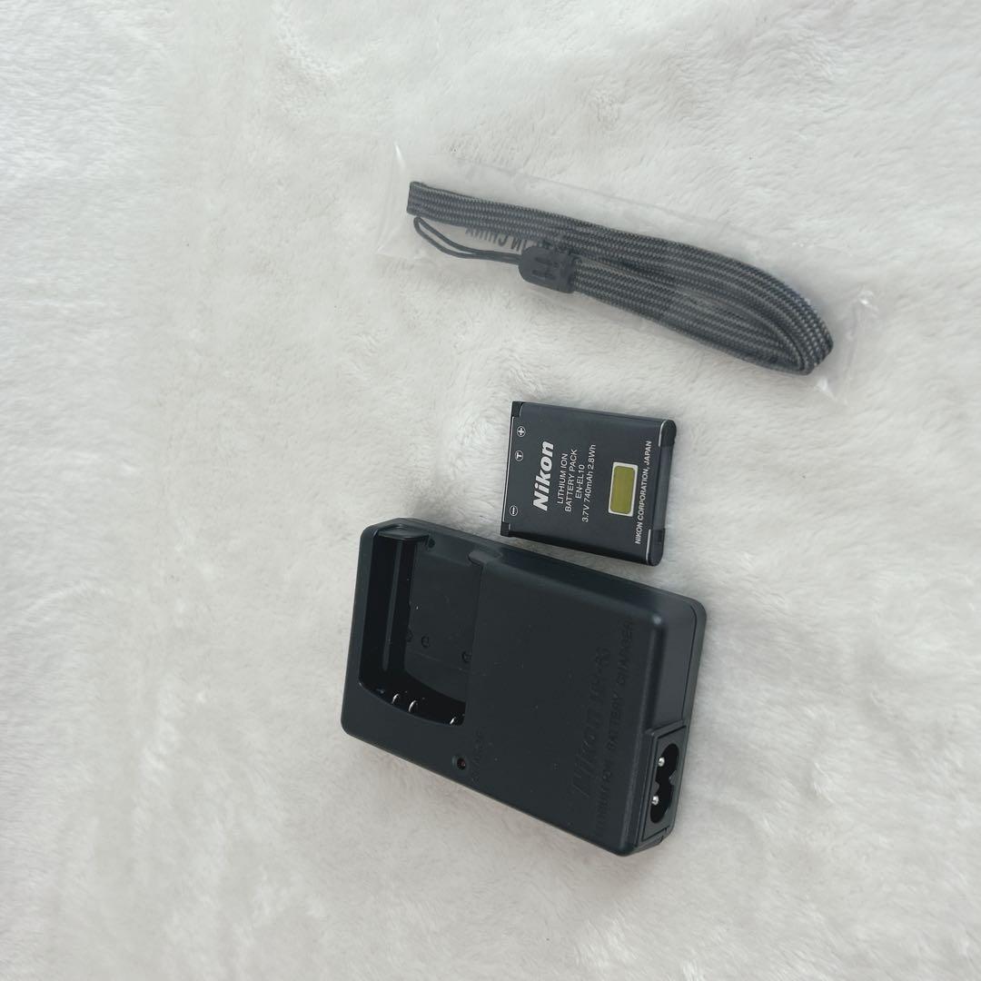 ✨未使用級✨ Nikon COOLPIX S203 コンパクトデジタルカメラ