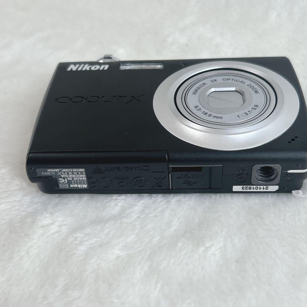 ✨未使用級✨ Nikon COOLPIX S203 コンパクトデジタルカメラ