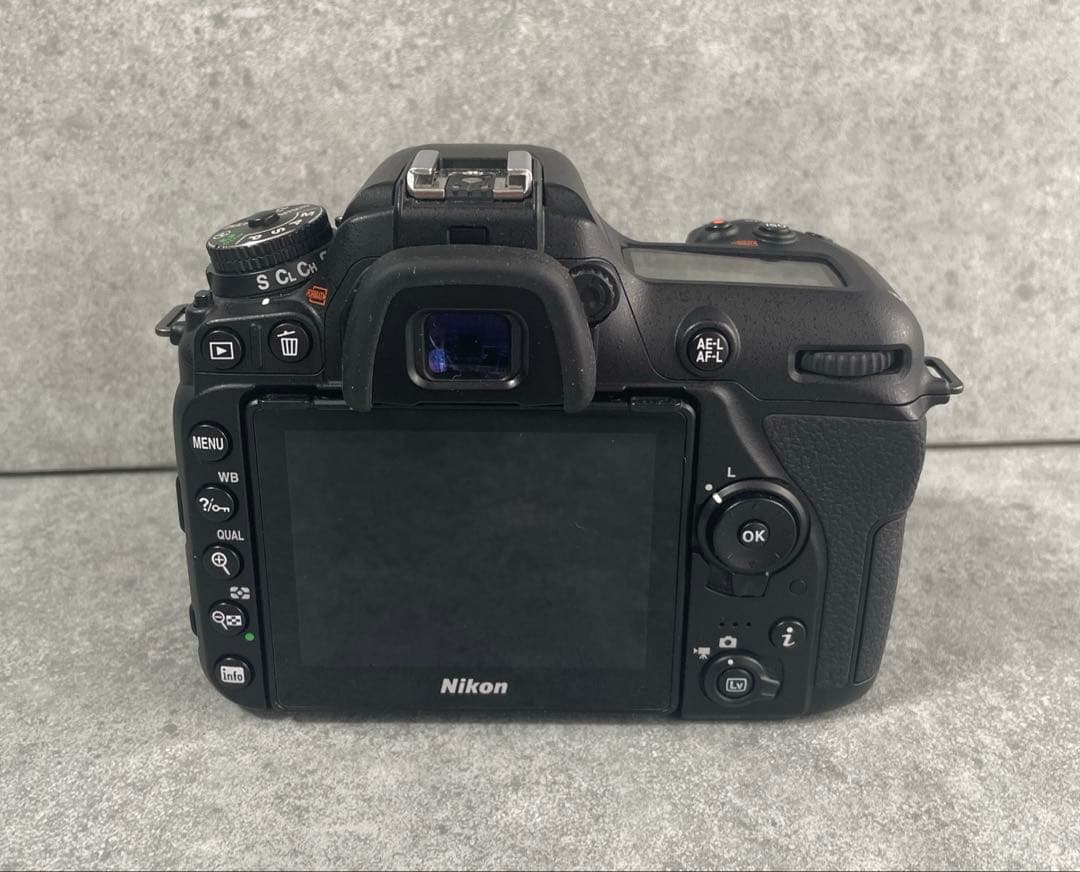 ★超美品★ Nikon ニコン D7500 ボディ 即日発送いたします