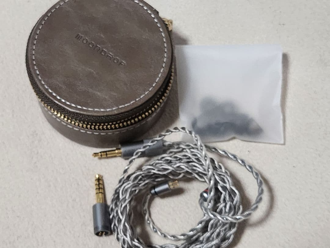 moondrop 水月雨 Aria 2 リケーブル可能イ ヤホン シルバー