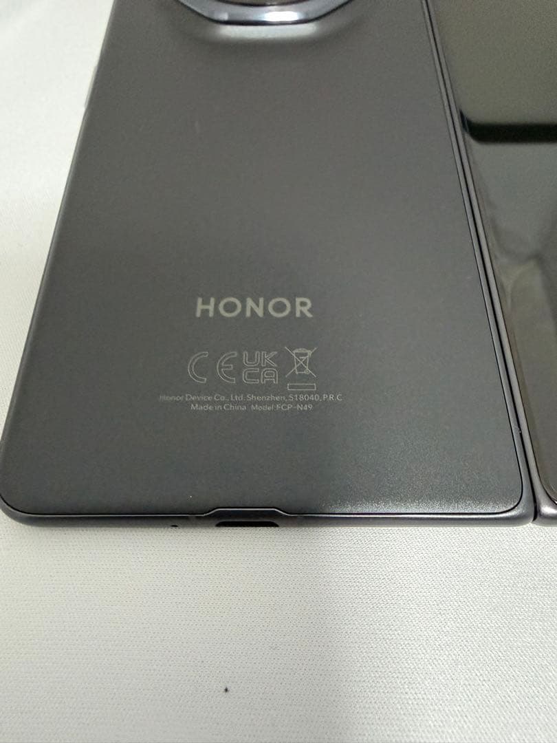HONOR Magic V3 本体