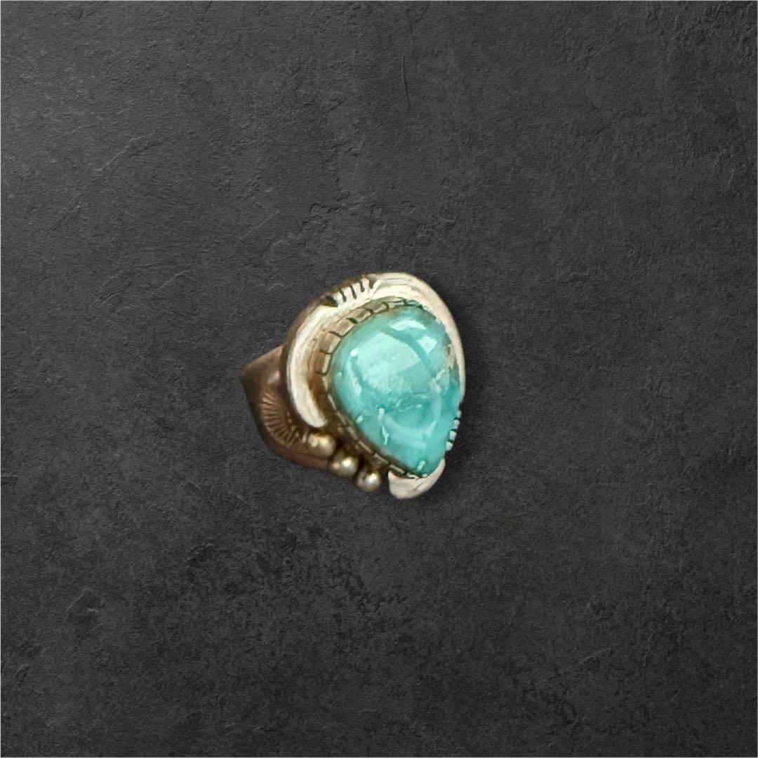 【極希少】大粒 ターコイズ シルバーリング 刻印有ナバホ インディアンジュエリー