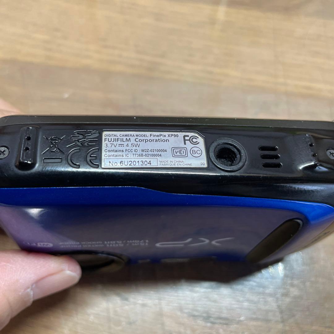 【動作確認済み】防水デジカメ　FUJIFILM FinePix XP90