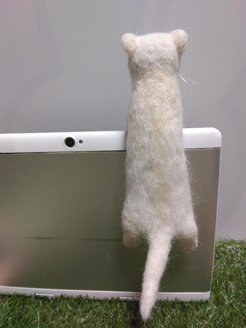 羊毛フェルト　フェレット　(白）　ぬいぐるみ