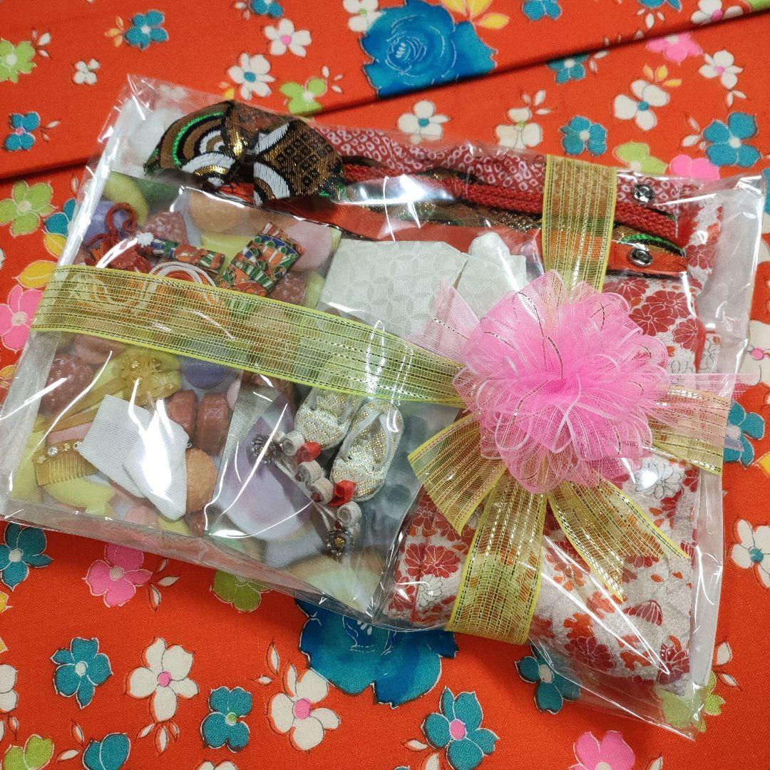 タミーちゃんサイズ　ハンドメイド　花嫁衣装セット　赤花柄