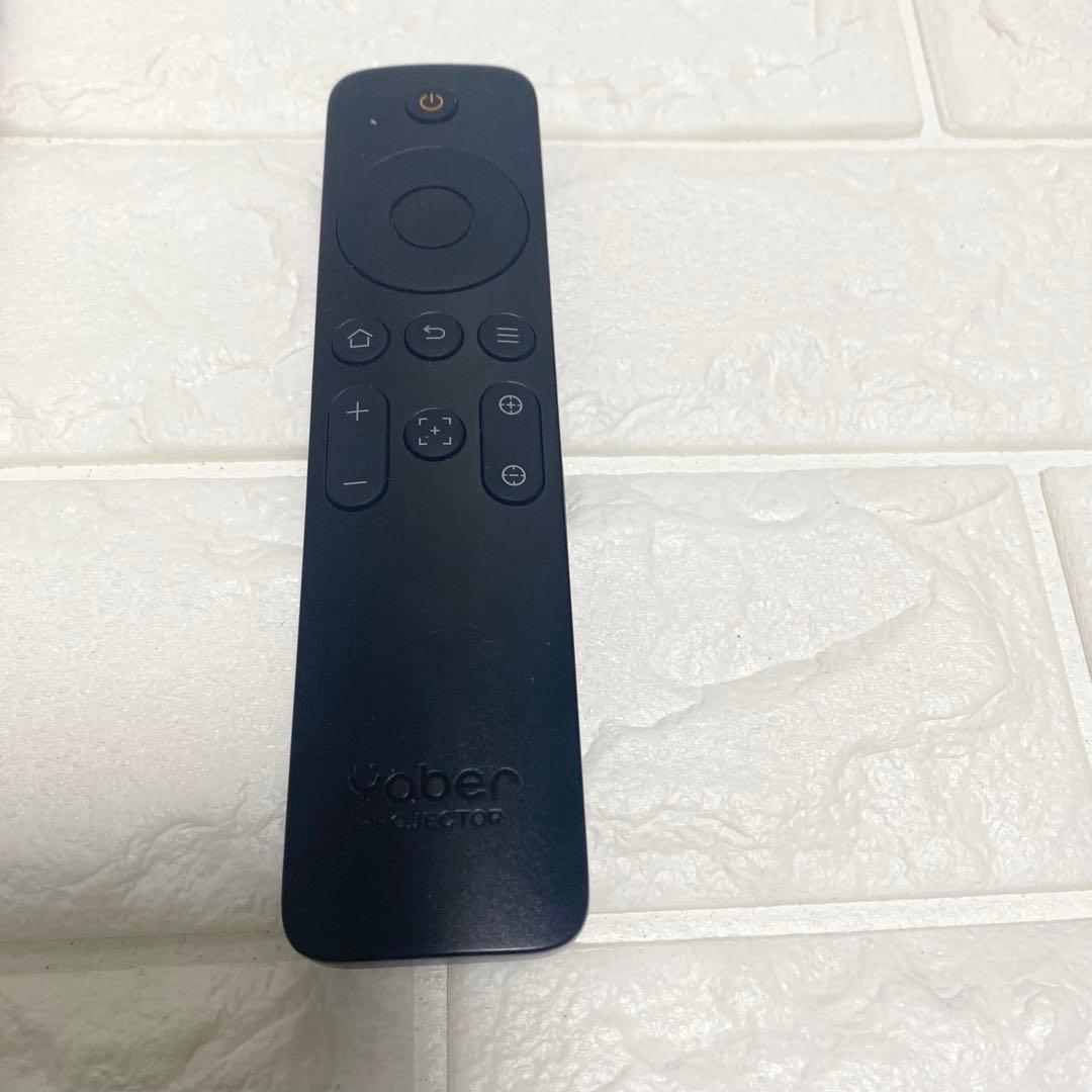 HA DINH HIEU様JBLスピーカー搭載 Yaber L2sプロジェクター