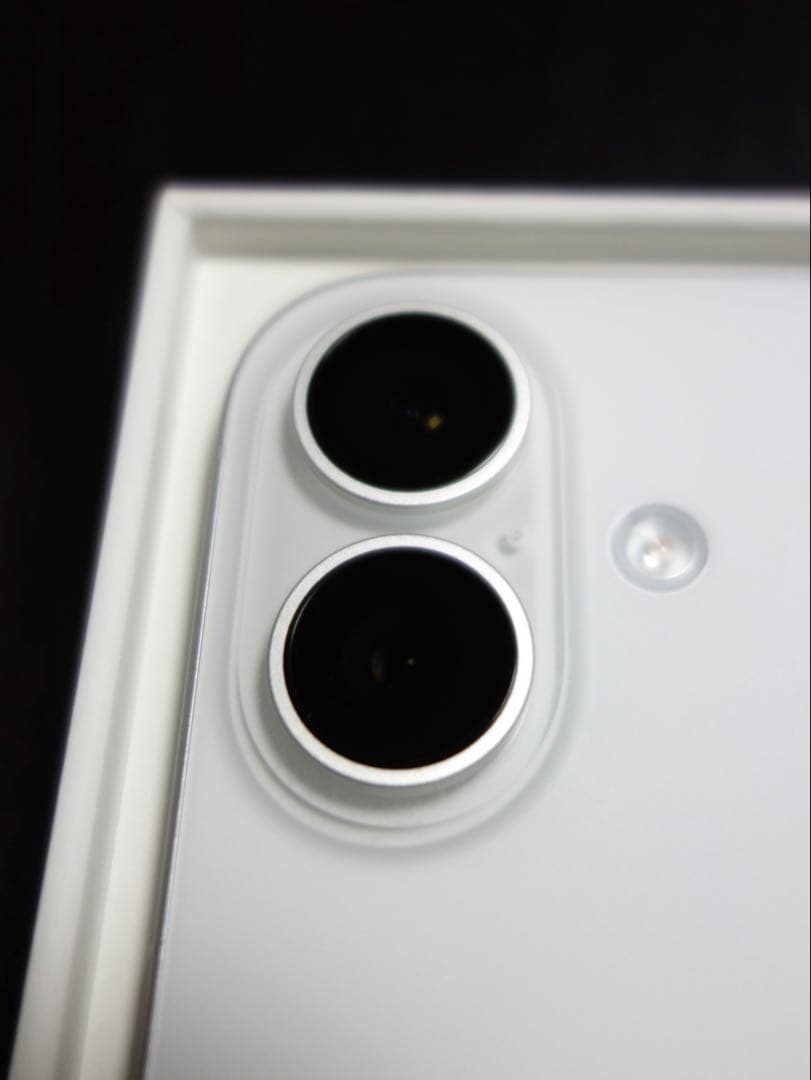 Apple iPhone16 256GB ホワイト 本体 SIMフリー