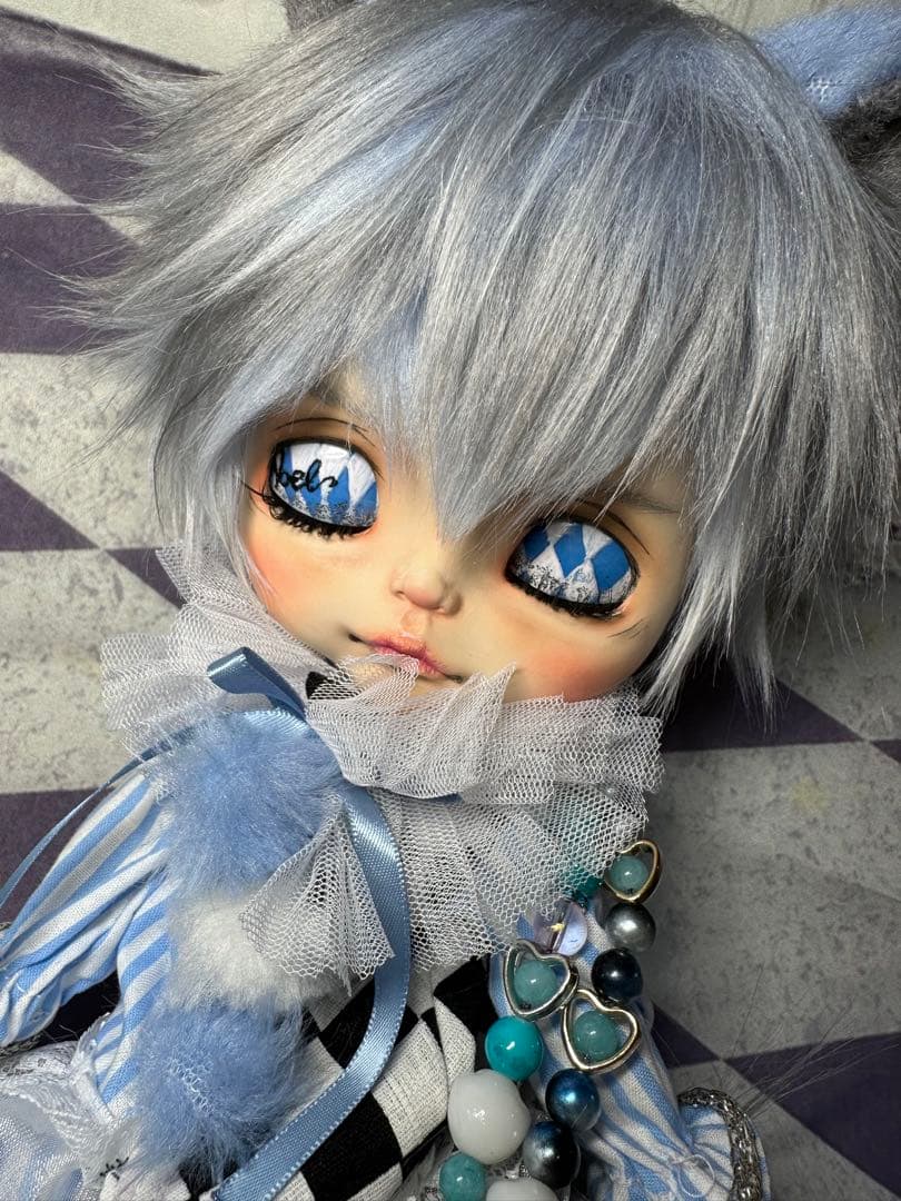 アイシードール本体　ボアウィッグ　アウトフィット　ブルー猫ピエロパテ盛り