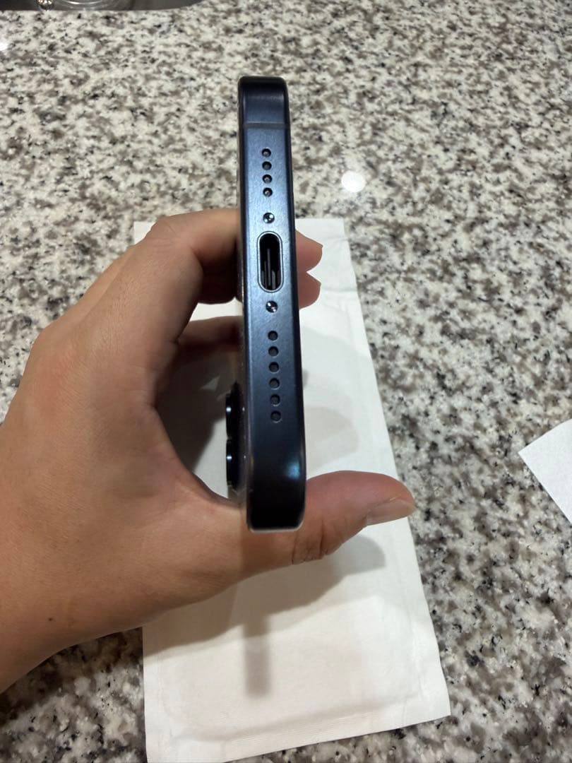 【未使用品】iPhone15ProMax 256GBブルーチタニウムSIMフリー