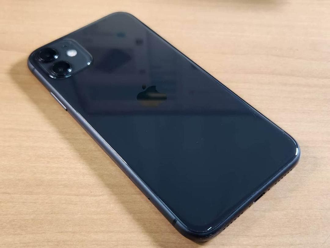 032300C iPhone 11 A2221 64GB ジャンク