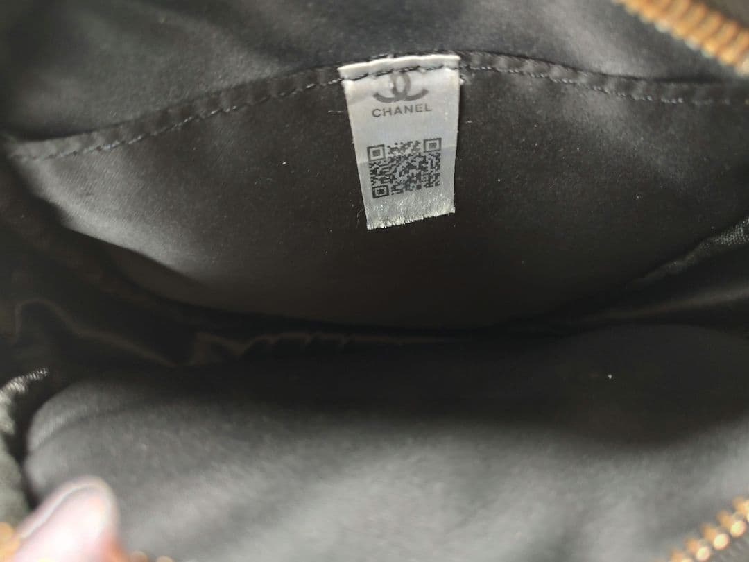 CHANELノベルティーブラック キルティングチェーンショルダーバッグ