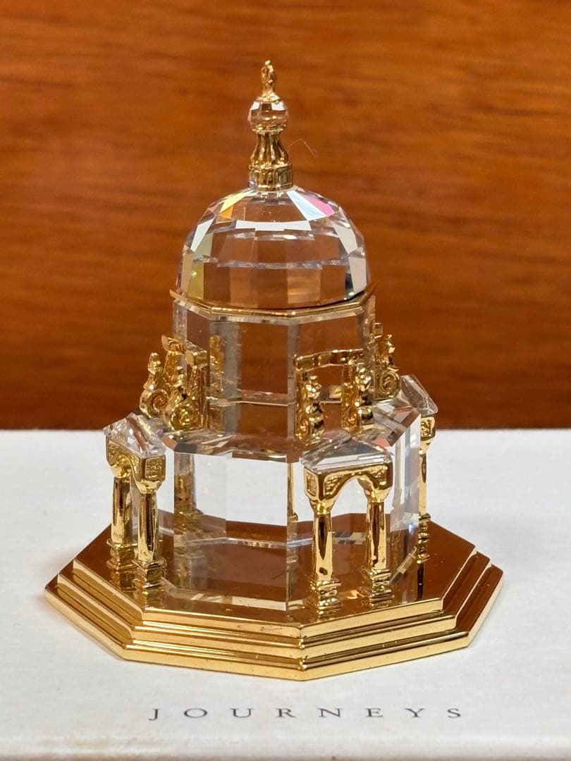 スワロフスキー【聖なるカテドラル】