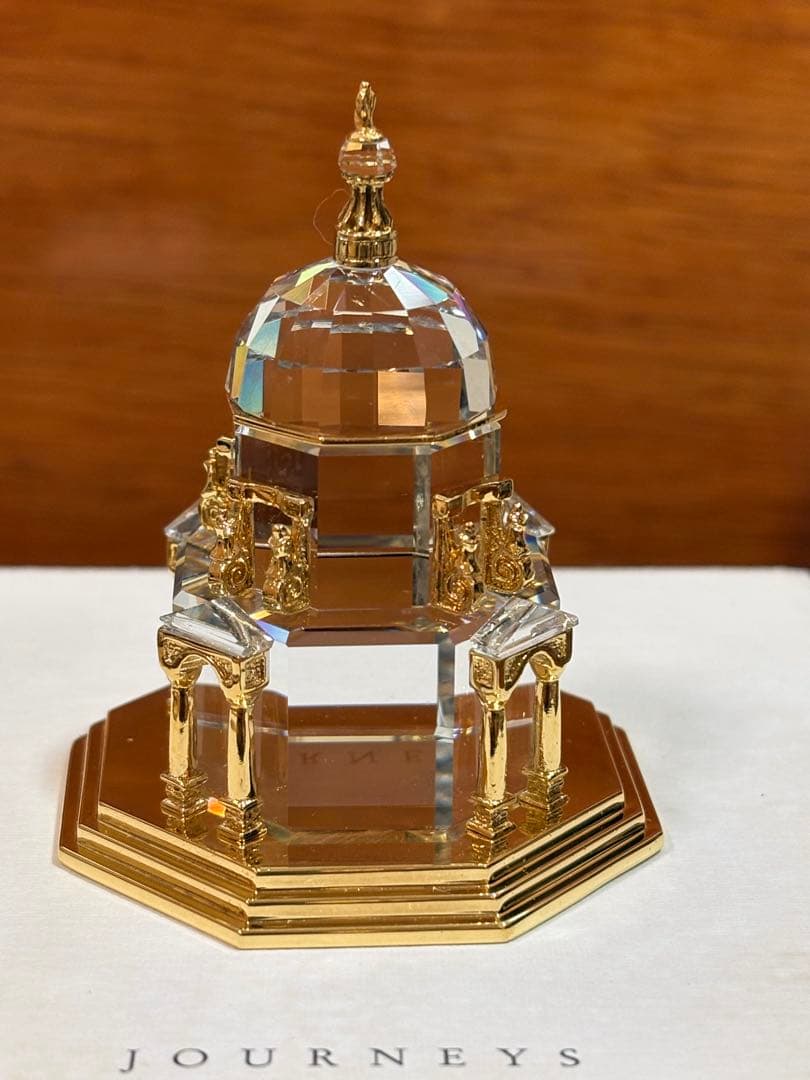 スワロフスキー【聖なるカテドラル】