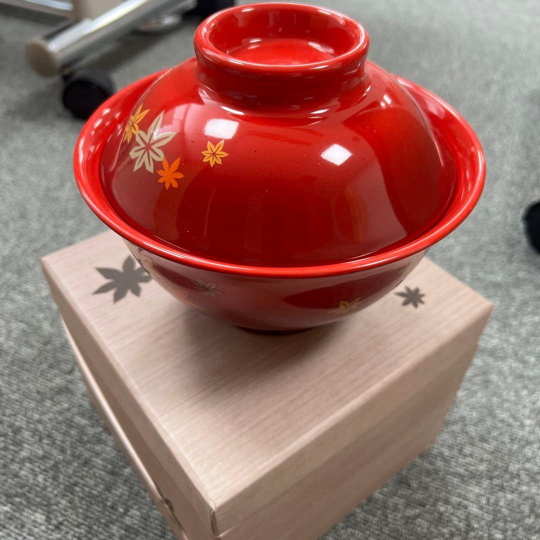 ル・クルーゼ　ルクルーゼ　丼　どんぶり　モミジ　赤