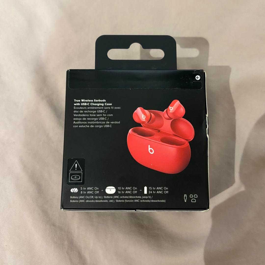 Beats Studio Buds レッド