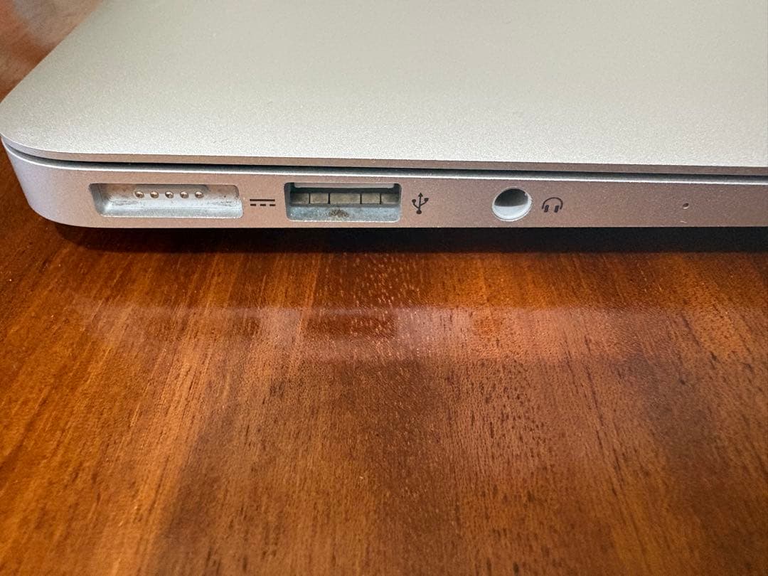 MacBook Air 2017 256GB ＆ Magic Mouse 2