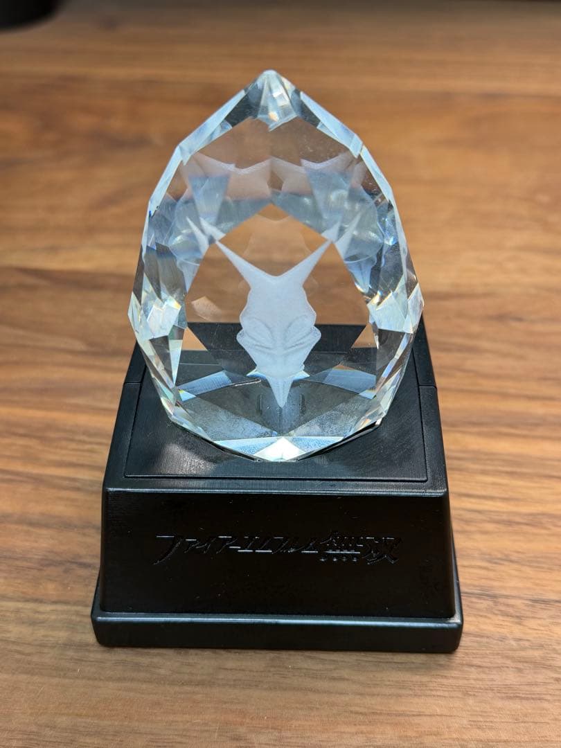 ファイアーエムブレム無双 TREASURE BOX 限定特典 竜石クリスタル